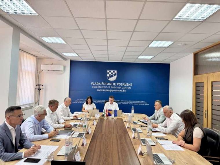Vlada PŽ: Sufinanciranje nabavke udžbenika i radnog materijala učenicima