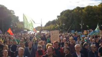 Hiljade ljudi u Berlinu protestovale protiv AfD-a