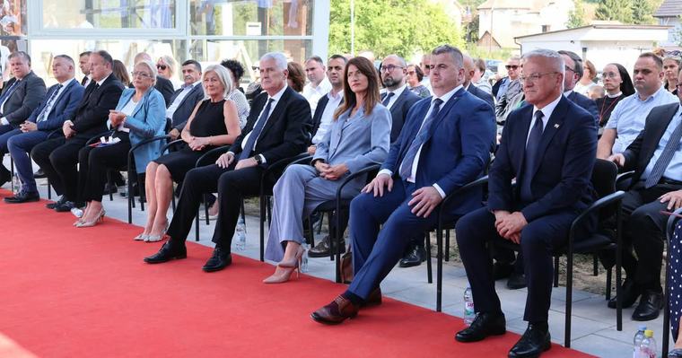 Filipović: "U Novom Travniku imamo 432 razloga zbog kojih je vrijedilo ne odustati"