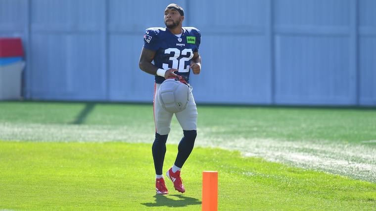 TreVeyon Henderson Injury Updates, Latest News on Patriots RB Ahead of Week 1 vs. Seahawks