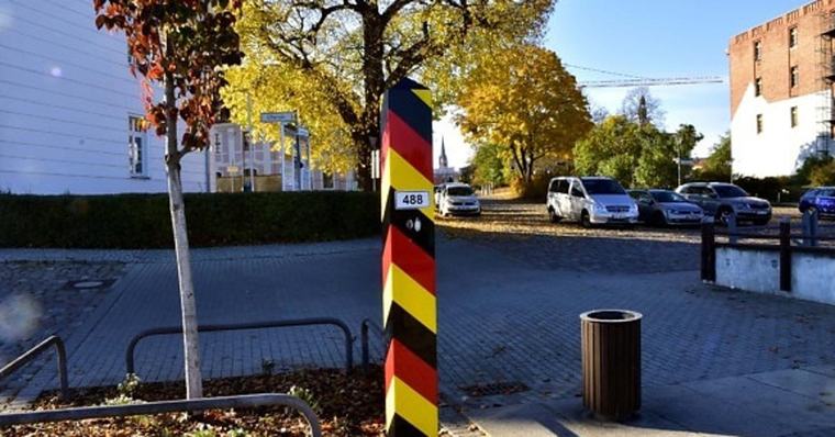 AfD: Njemačka je lijena propalica, smrdi na drogu. Merz: Ne dopustite da to govore